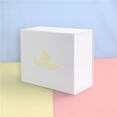 Caja tipo almeja para vestido de boda